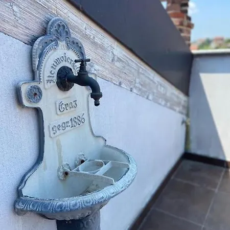 Attico Centro アパート *