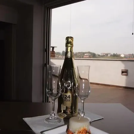 Attico Centro アパート San Damiano dʼAsti