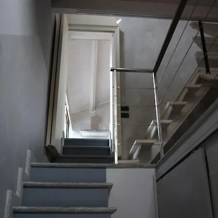 Attico Centro アパート