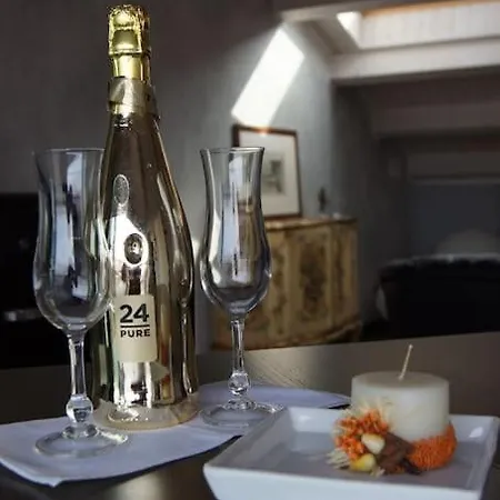 アパート Attico Centro San Damiano dʼAsti