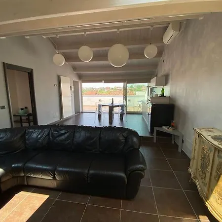 Attico Centro דירה